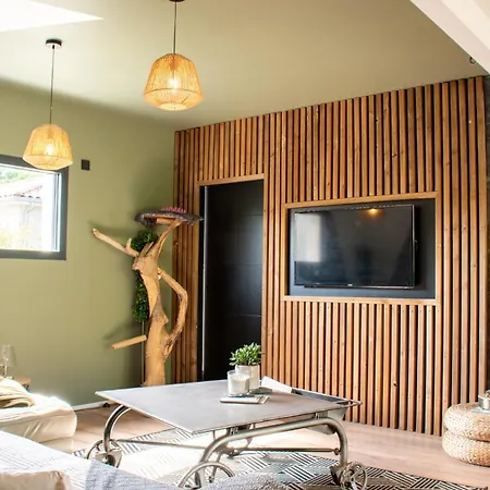 Maison Route De L'ocean Holiday home *